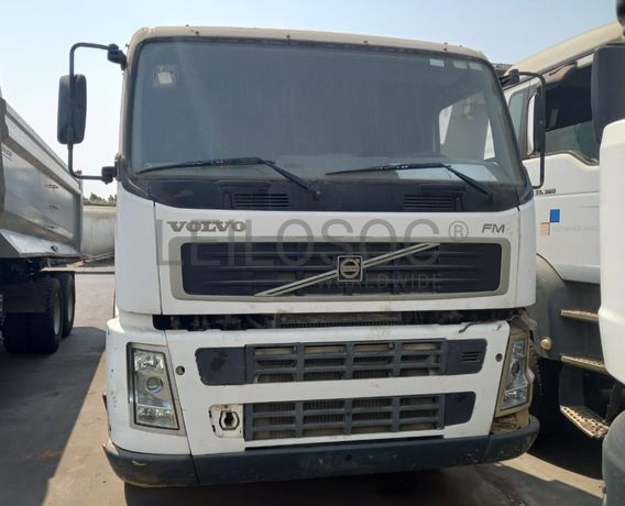 Autobetoneira (7 M3) VOLVO FM 400 (6x4)