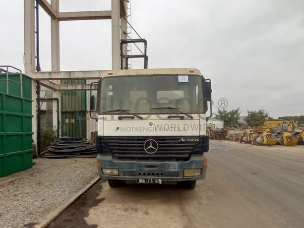Autotanques de Água (15 M3) MERCEDES-BENZ ACTROS 3331K (6x4)
