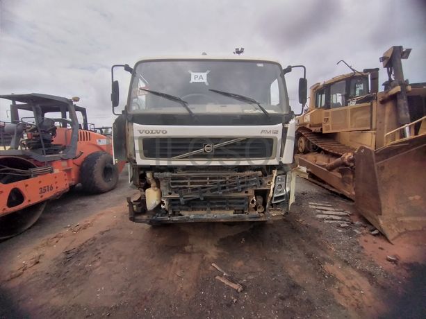 Autotanque de Água (18 M3) VOLVO FM 13-400 (6x4)