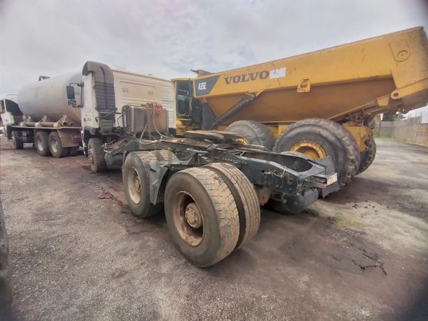 Camião Trator (Cavalo) VOLVO FM 440 (6x4)