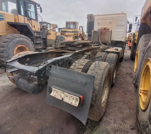 Camião Trator (Cavalo) VOLVO FM 440 (6x4)