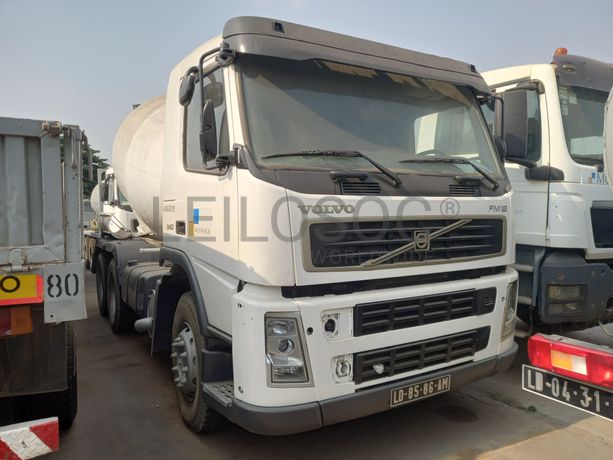 Autobetoneira (7M3) VOLVO FM 12 (6x4)