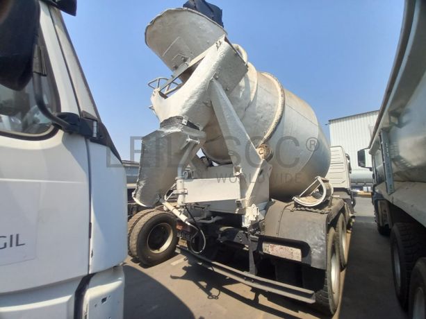 Autobetoneira (7M3) VOLVO FM 12 (6x4)