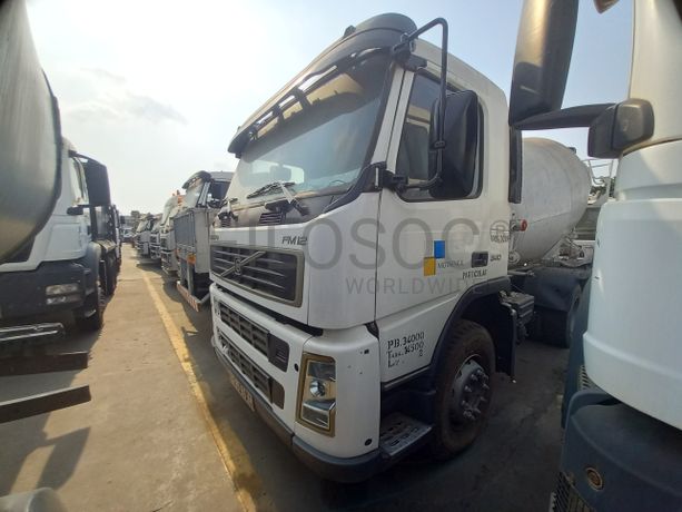 Autobetoneira (7M3) VOLVO FM 12 (6x4)