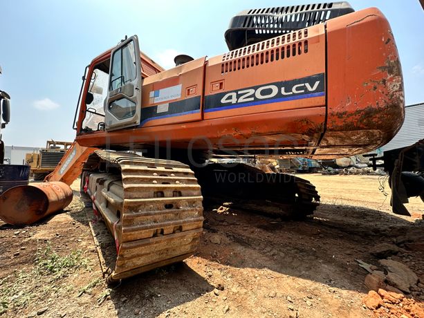 Escavadoras de Rastos (45T) DOOSAN S-420 LC-V