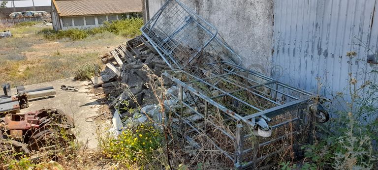 Caixa isotérmica · Vigas Metálicas · Diversos