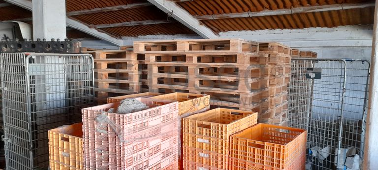 Caixa isotérmica · Vigas Metálicas · Diversos