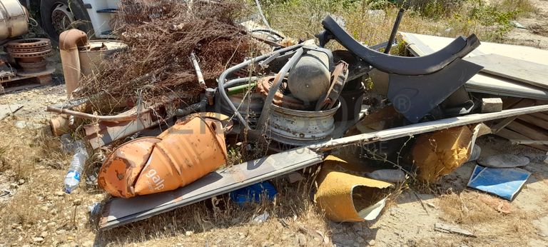 Caixa isotérmica · Vigas Metálicas · Diversos