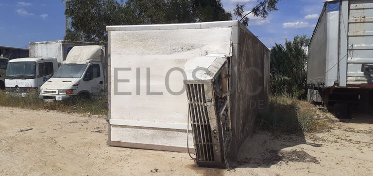 Caixa isotérmica · Vigas Metálicas · Diversos