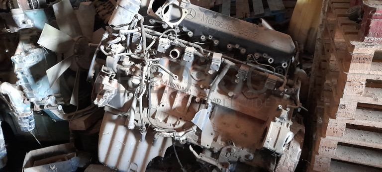 Caixa isotérmica · Vigas Metálicas · Diversos