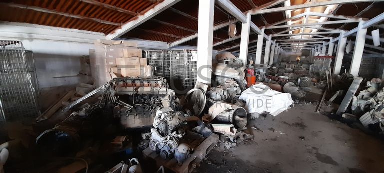 Caixa isotérmica · Vigas Metálicas · Diversos