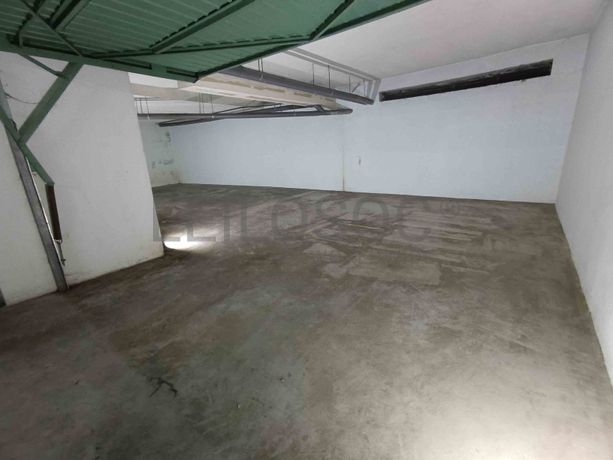 Garagem · Vila Nova de Famalicão