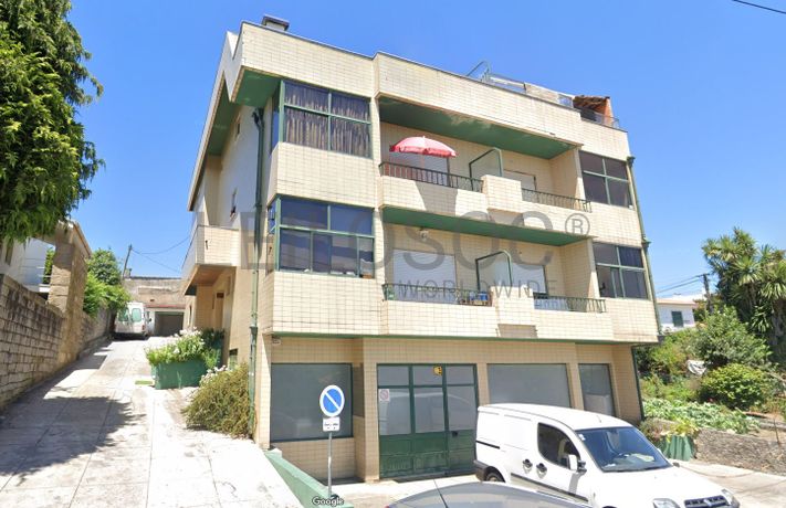 Garagem · Vila Nova de Famalicão