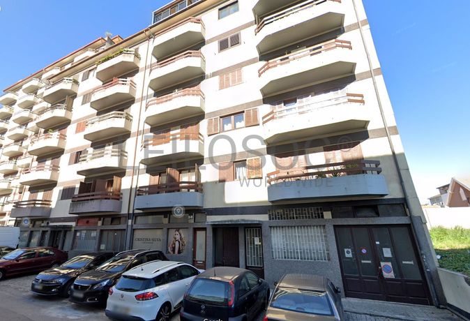 Garagem · Vila Nova de Gaia