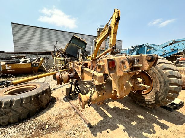 Dumper articulado (30T) Caterpillar 730