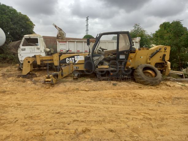 Multicarregador CATERPILLAR TH 360 B