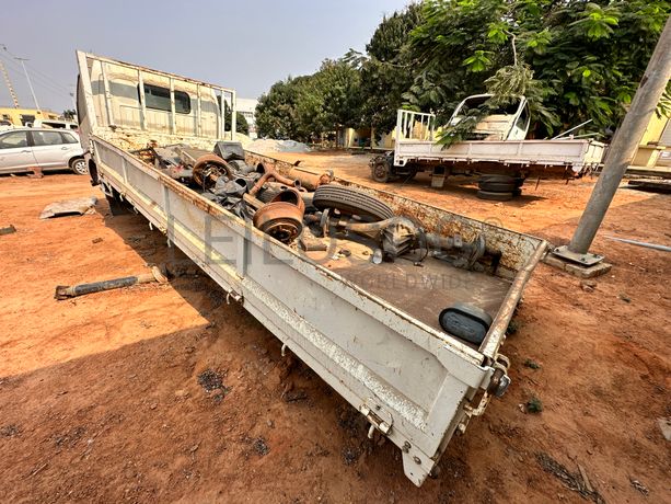 TOYOTA HINO 300 - Lote 88