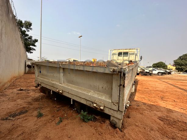 TOYOTA HINO 300 - Lote 88