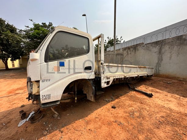 TOYOTA HINO 300 - Lote 88