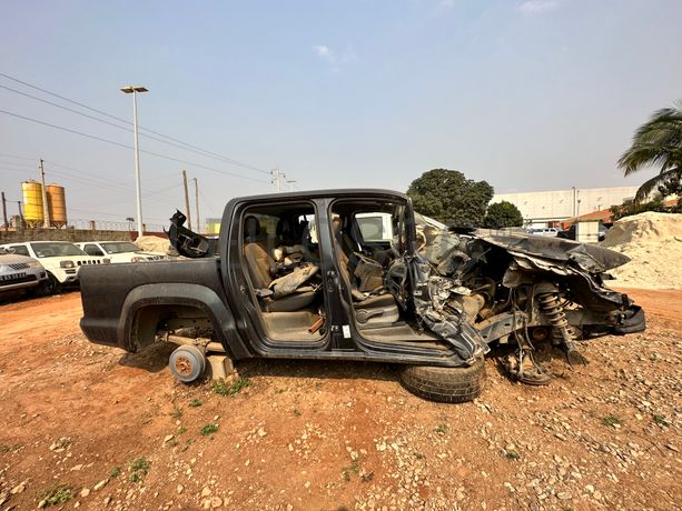 VOLKSWAGEN AMAROK 2.0 TDI