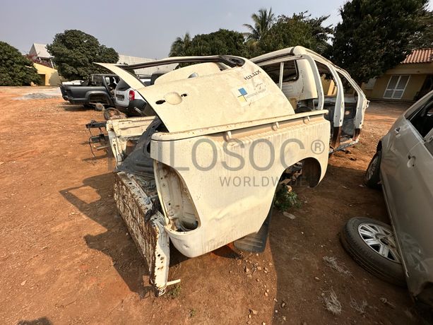 TOYOTA HILUX 4X4 CD STD 5L