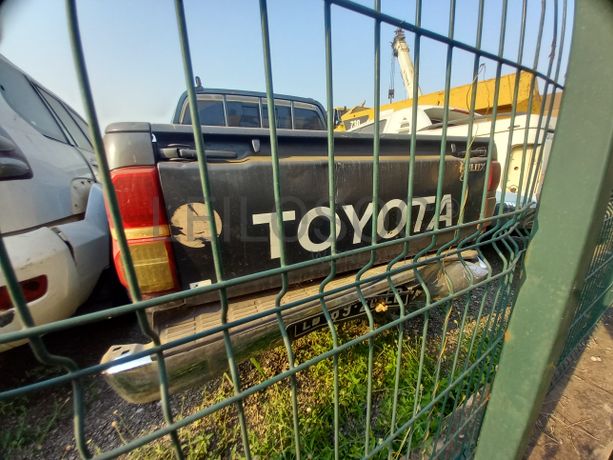 TOYOTA HILUX 4X4 CD STD 5L