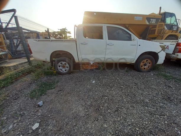 TOYOTA HILUX D/C 4x4 2.5