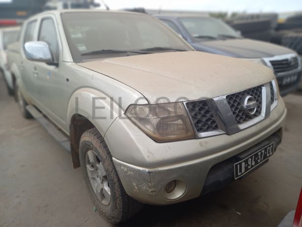 NISSAN NAVARA D/C 4x4