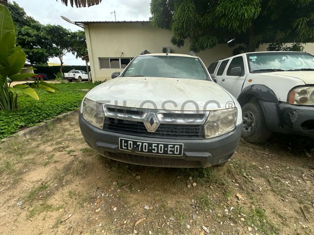 RENAULT DUSTER