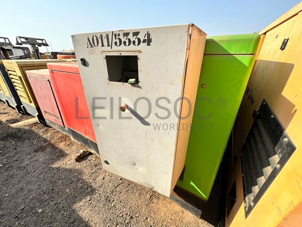 GERADOR GENELEC GFW 100 T5 (100 kVA)