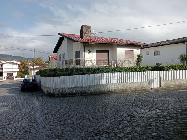 Moradia V3 · Vila Nova de Famalicão