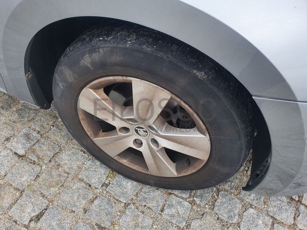 Skoda Superb · Ano 2016