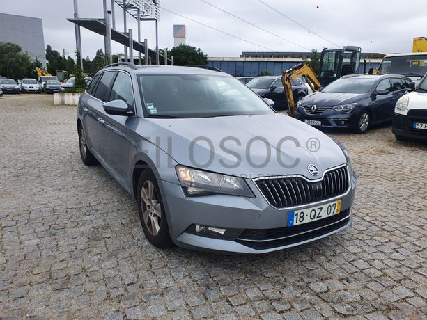 Skoda Superb · Ano 2016