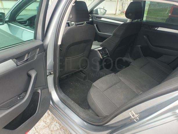 Skoda Superb · Ano 2016