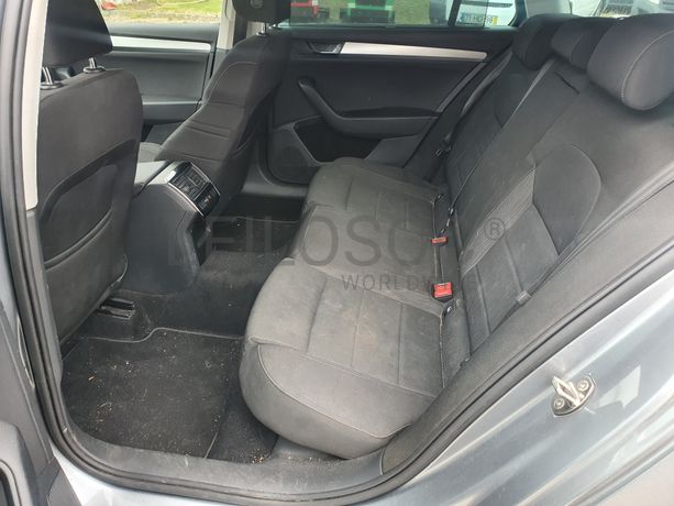 Skoda Superb · Ano 2016