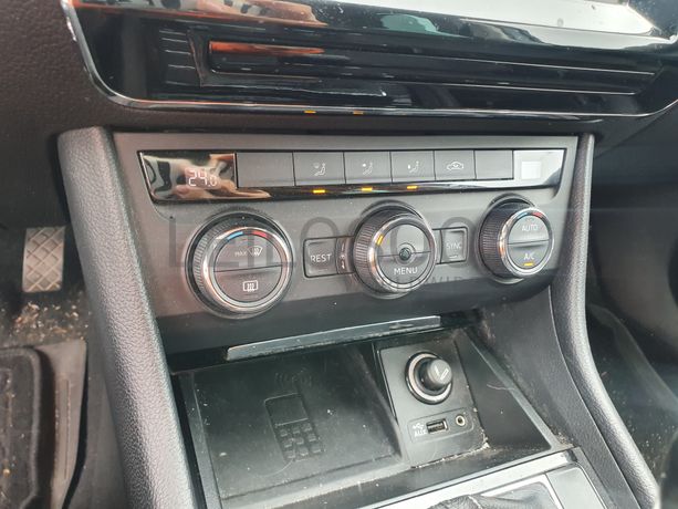 Skoda Superb · Ano 2016