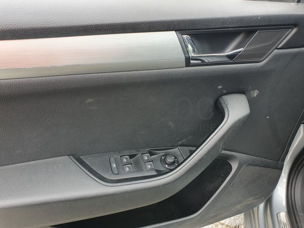 Skoda Superb · Ano 2016