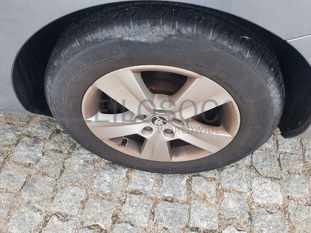 Skoda Superb · Ano 2016