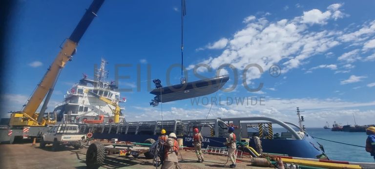 Embarcação Gemini 730 WR - 6 lugares