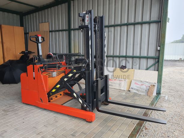 Stacker Retrátil BT RWE 120 · Ano 2012