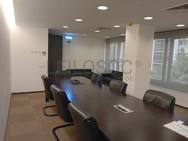 Escritório c/ 2 Lugares de Garagem · Lisboa