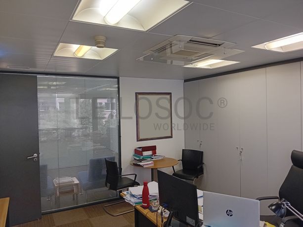 Escritório c/ 2 Lugares de Garagem · Lisboa