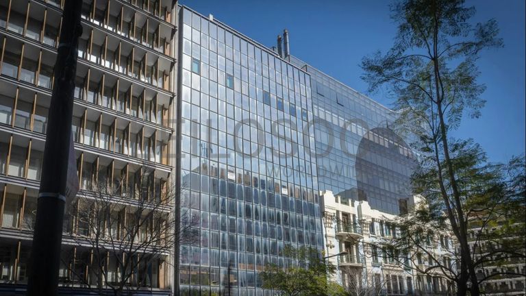 Escritório c/ 2 Lugares de Garagem · Lisboa