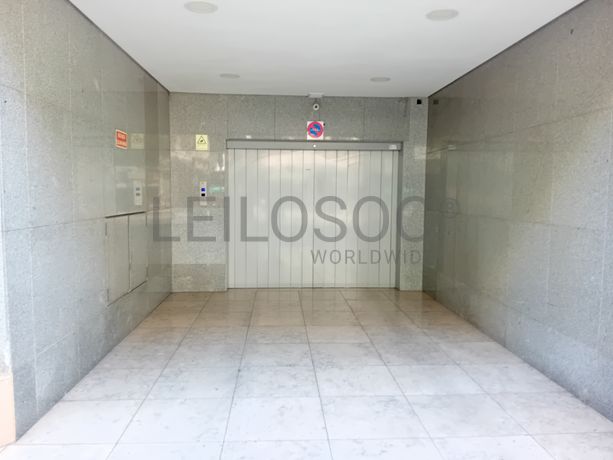 Escritório c/ 2 Lugares de Garagem · Lisboa