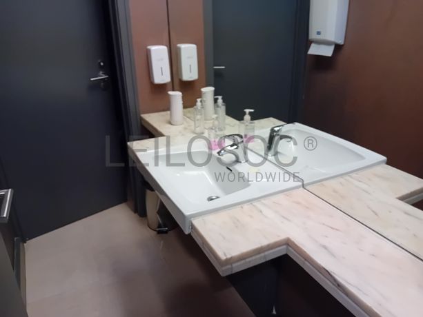 Escritório c/ 2 Lugares de Garagem · Lisboa