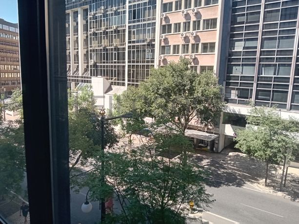 Escritório c/ 2 Lugares de Garagem · Lisboa