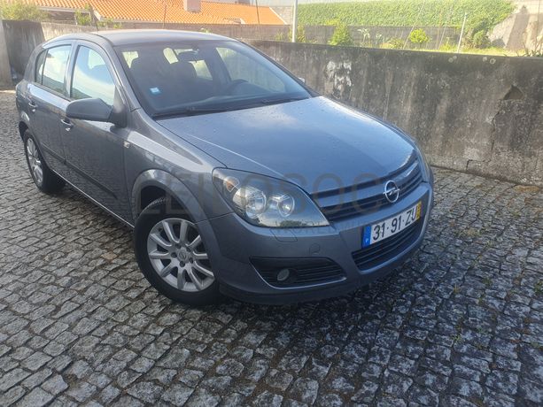 Opel Astra · Ano 2005