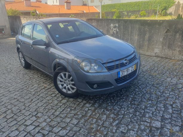 Opel Astra · Ano 2005