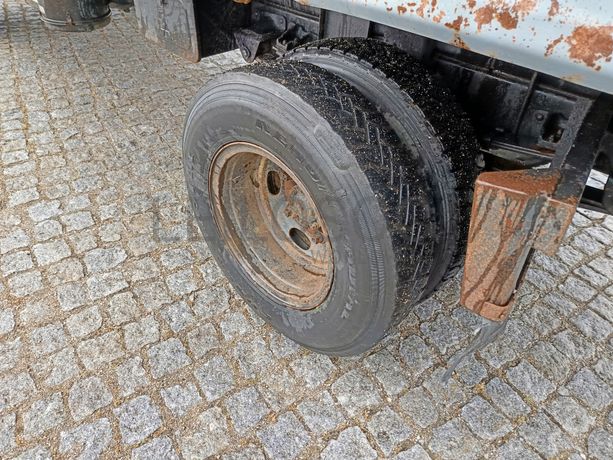 Toyota Dyna 250 · Ano 1996