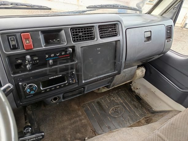 Toyota Dyna 250 · Ano 1996